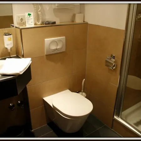 Vivotel Sonderfeld Otel Grevenbroich